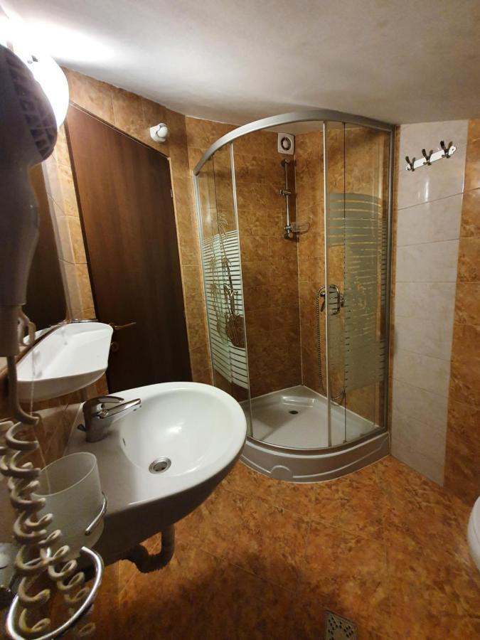 Cameră dublă cu balcon